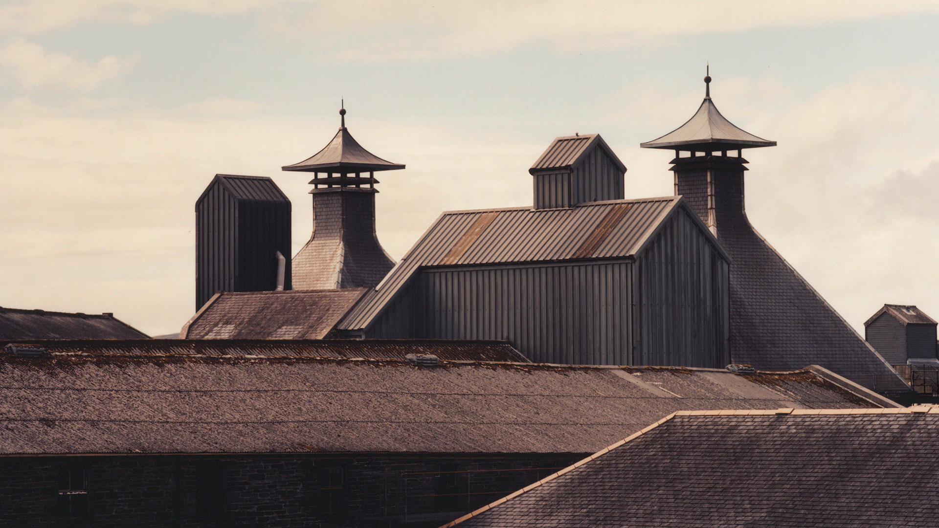 Highland Park Single Malt Scotch Whisky Distillery highland-park-single-malt-scotch-whisky-distillery